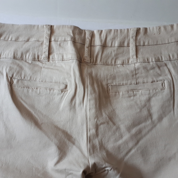 Bongo Authentic Beige Capri Pants Size 13 - Picture 4 of 6